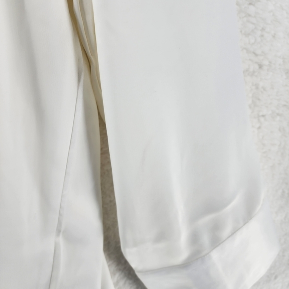 Extro & Vert Women's Plus Satin Button Up Shirt - 18 - Picture 5 of 8